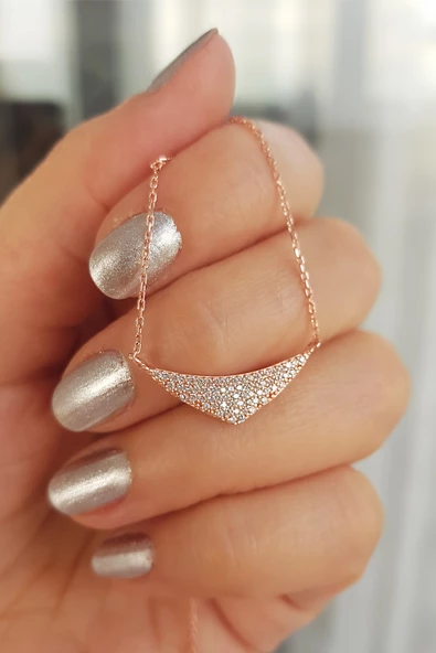 Vaoov 925 Ayar Gümüş Taşlı Üçgen Kolye ürün görseli 1