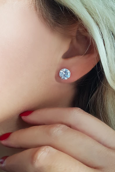 925 Ayar Gümüş Pırlanta Montürlü Tektaş Küpe ürün görseli