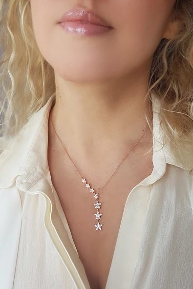 925 Ayar Gümüş Yedi Yıldızlı Kolye ürün görseli