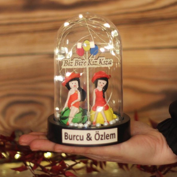 Biz Bize Kız Kıza Işıklı Fanus - 5