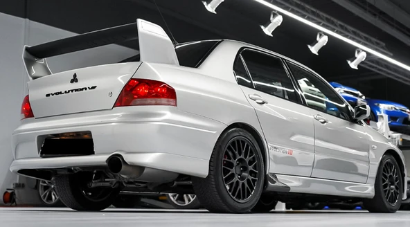 DK Tuning Lancer Evolution 7 Bagaj Siyah Yazı Logo Arma - 2