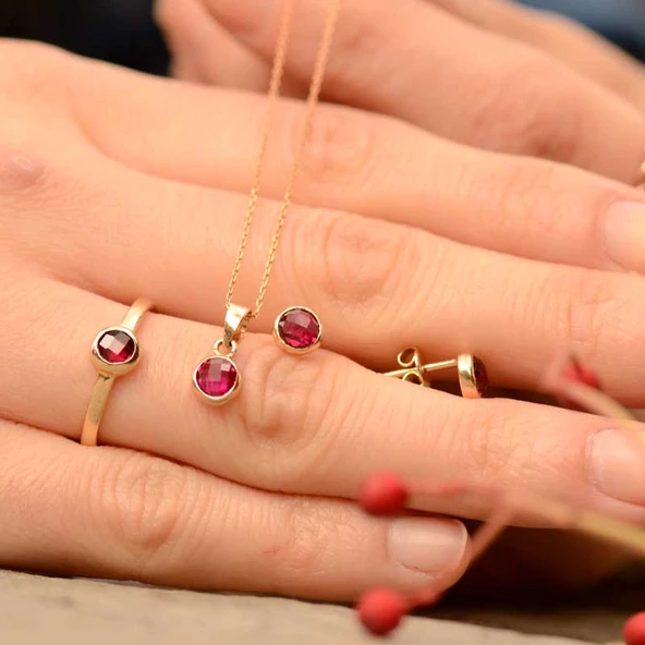 14k Altın Renkli Taşlı Yüzük - Resim 2