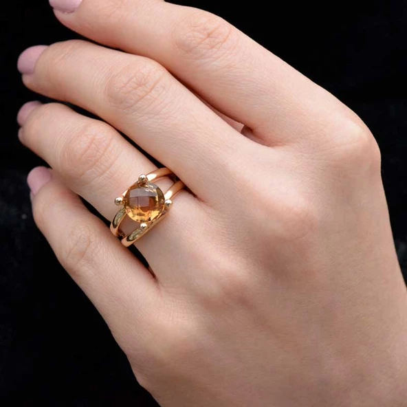 14 Ayar Altın Renkli Taşlı Yüzük ürün görseli