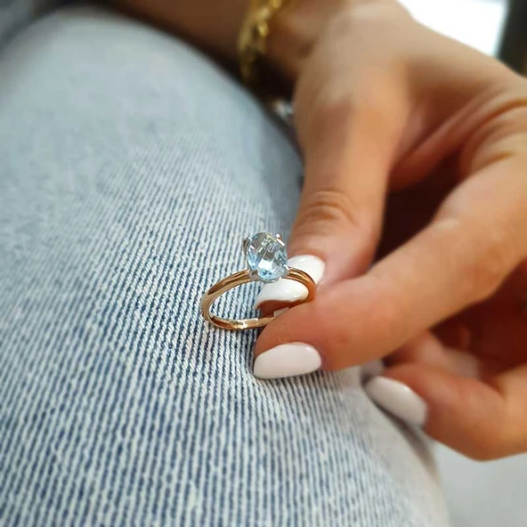 14k Altın Mavi Topaz Taşlı Yüzük ürün görseli