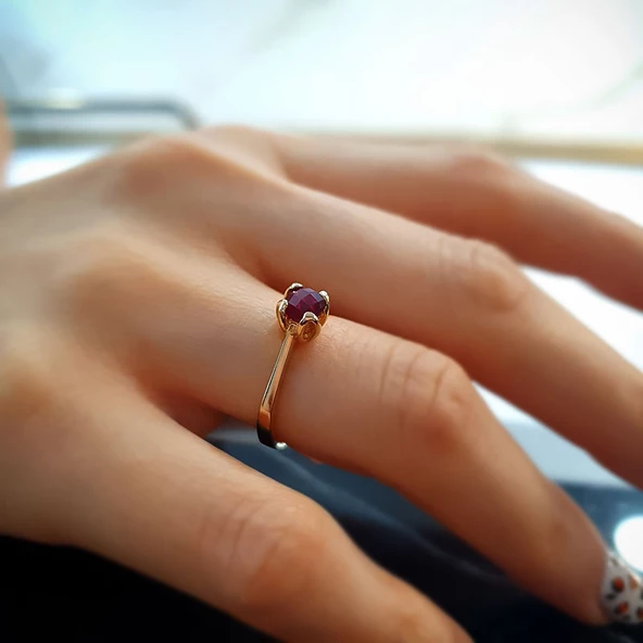 14k Altın Granat Lal Taşlı Yüzük