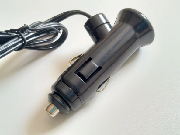 ÇAKMAK ÇOKLAYICI 3LÜ USB GİRİŞLİ 12V ANAHTARLI ÇAKMAK ŞARJ ADAPTÖRÜ ÇOK AMAÇLI (Çakmak Soketi) - 4