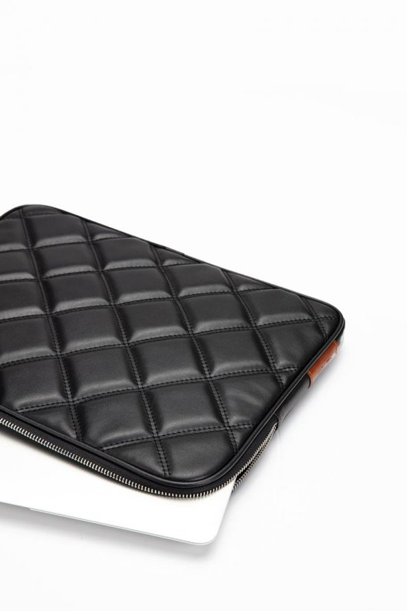 Kapitone Laptop Kılıfı Deri 15.5'' ve 16'' İnç 8683255011223 - 4