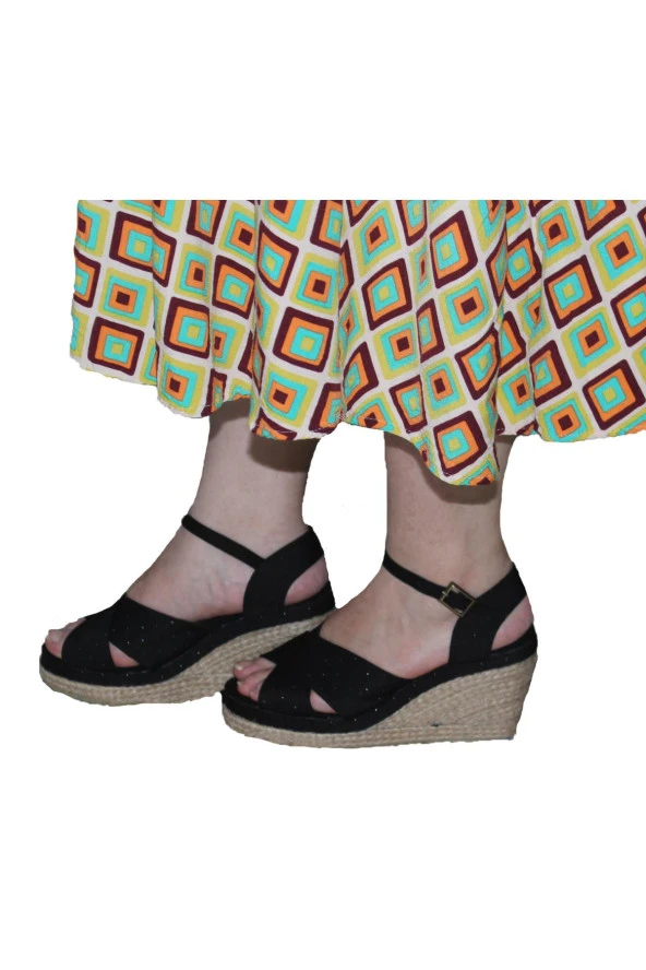 Kadın Yazlık Dolgu Topuk Sandalet