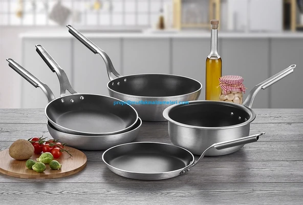 LAZZETTİ SATİNA WOK TAVA