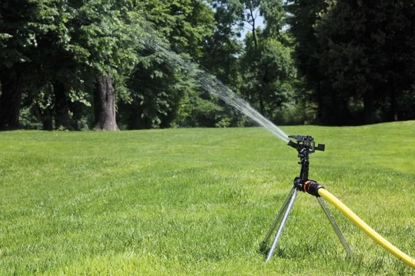 G.F. 8000-5630 Üç Ayaklı Spring Fıskiye - 3