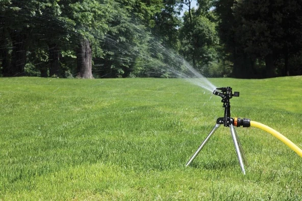 G.F. 8000-5630 Üç Ayaklı Spring Fıskiye - 2