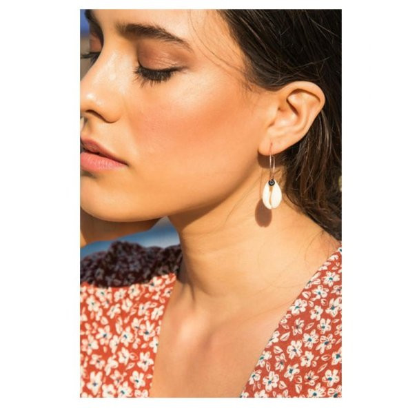 Deniz Kabuğu Tasarım Halka Küpe