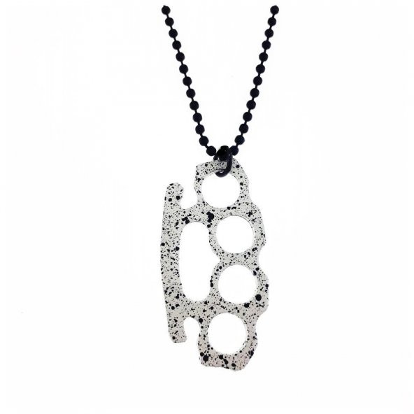Siyah Benekli Beyaz Erkek Muşta Kolye - 3