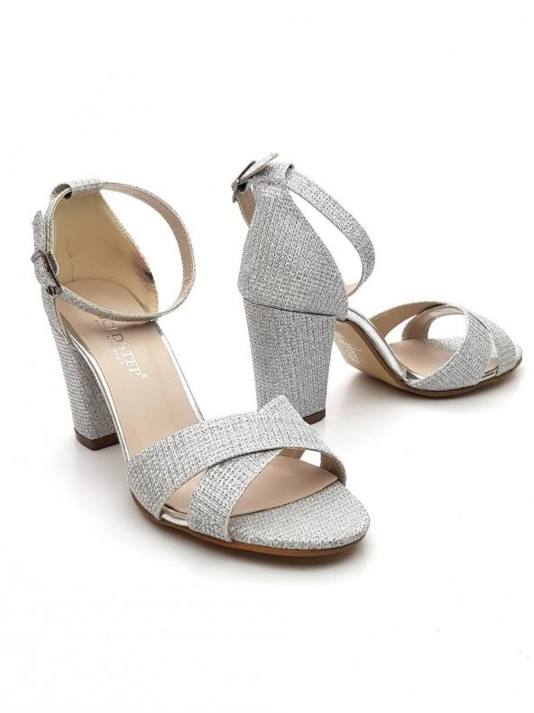 Goldstep 157 Kadın Çapraz Simli 7cm Kalın Topuk Tekbant Ayakkabı - 7