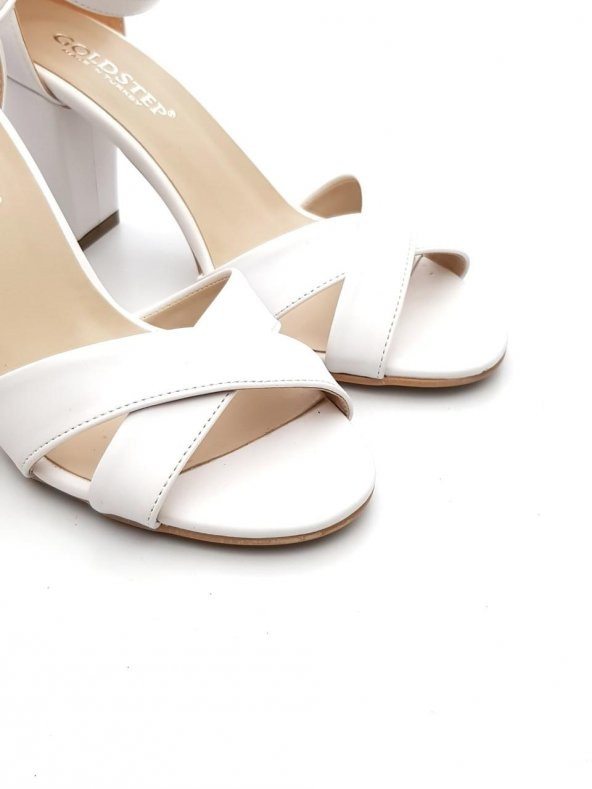 Goldstep 157 Kadın Çapraz 7cm Kalın Topuk Tekbant Ayakkabı - 11