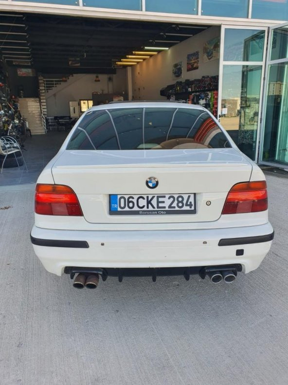 Bmw E39 5 Serisi Beyaz Anatomik üniversal spoiler 115cm Elastik bagaj üstü çıta