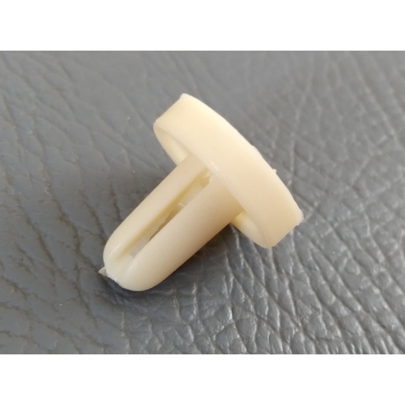 RENAULT 9 PLAKA BAĞLANTI KLİPSİ - PLAKA SUSTASI, PLAKA KLİPSİ R9 - R11