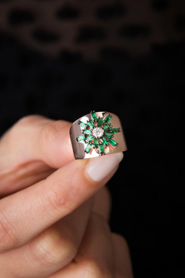 Kadın Ayarlanabilir Yeşil Taşlı Güneş Model 925 Ayar Gümüş  Yüzük - 3