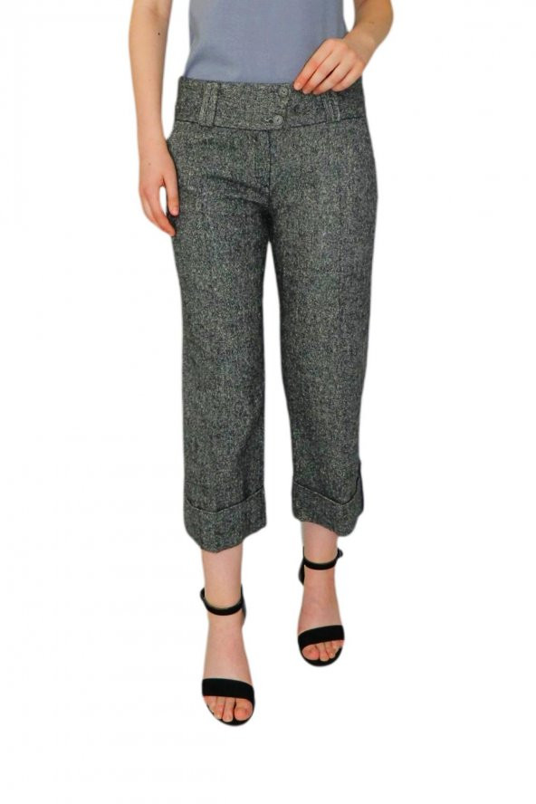 Kadın Kısa Pantolon Kumaş BGL-ST01531 - 2