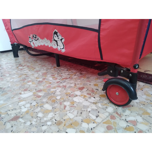 KATLANIR SALLANAN BEŞİK KIRMIZI (TEMİZ 2.EL) (ÇOK FONKSİYONLU CİBİNDİRİKLİ) BEBEK YATAĞI - 3