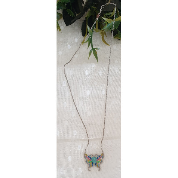 Renkli Kelebek Gümüş Renk Kolye ürün görseli