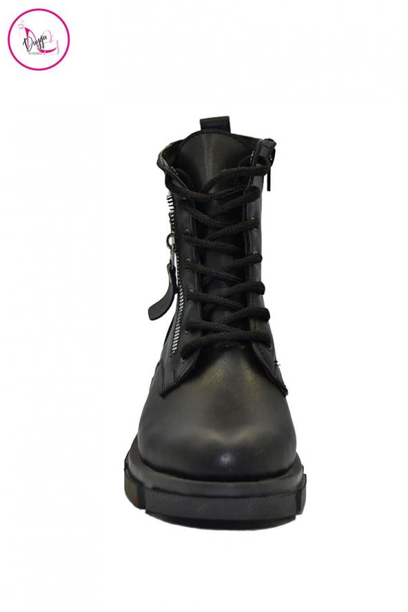 Kadın Fermuar Aksesuarlı Bağcıklı Bot - 9