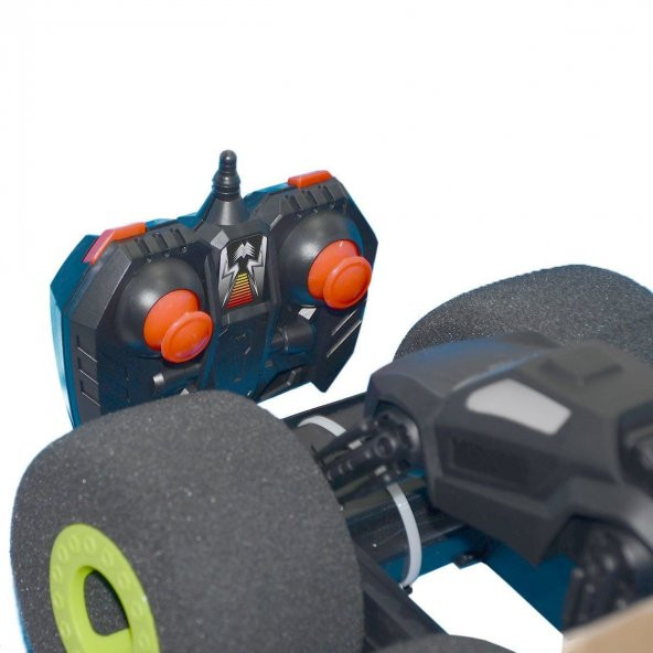 F03  4x4 Stunt Monster Truck -Gepettoys - 7