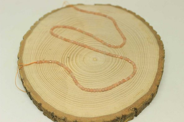 Güneş Taşı Küp Şekilli Dizi 2.5mm ürün görseli