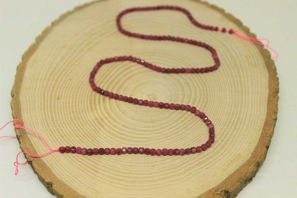 Yakut Taşı Küp Şekilli Dizi 2.5mm - Resim 3