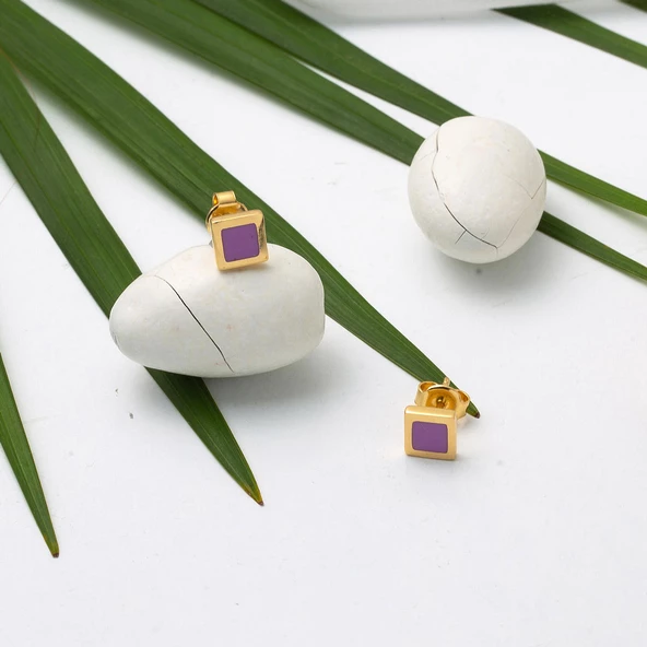 Kırmızı 14 Ayar Altın Çocuk Küpesi - Resim 4