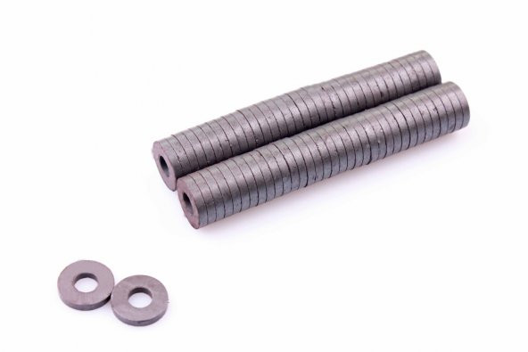 70li Yuvarlak Delikli Mıknatıs Seti - 2