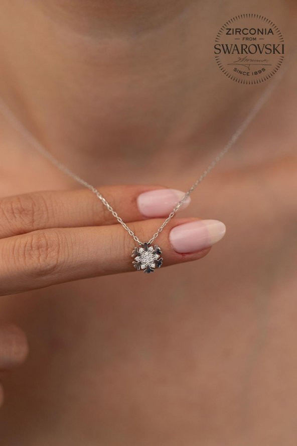 Swarovski Taşlı Kar Tanesi Model Gümüş Zirconia Kolye