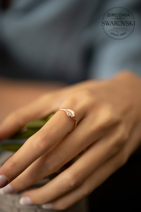 Swarovski Taşlı Göz Model Rose Kaplama Gümüş Zirconia Yüzük