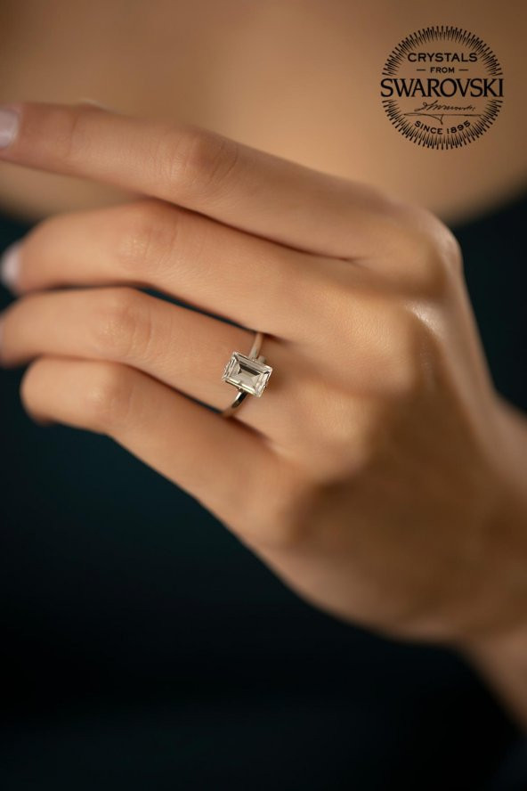 Swarovski Taşlı Baget Model Gümüş Crystal Yüzük