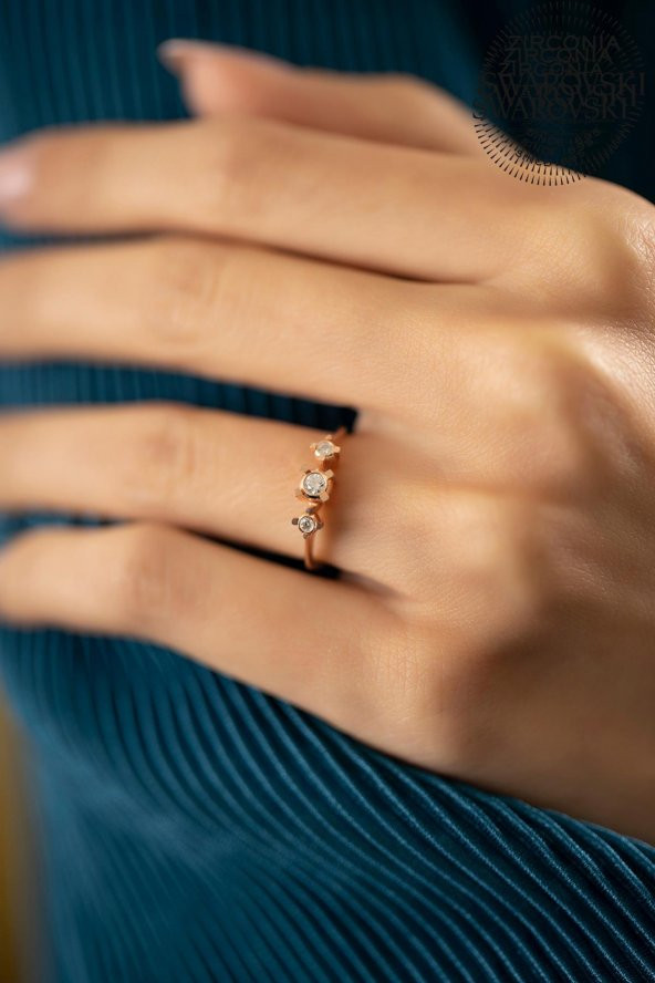 Swarovski Taşlı Üçtaş Model Rose Kaplama Gümüş Zirconia Yüzük - 3