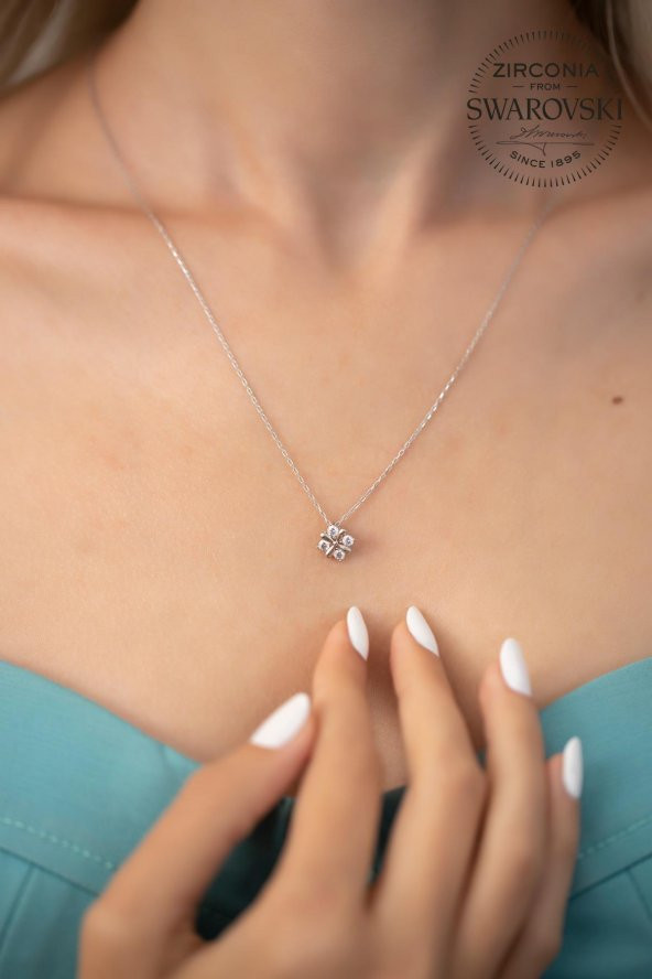 Swarovski Taşlı Dört Taş Model Gümüş Zirconia Kolye - 2