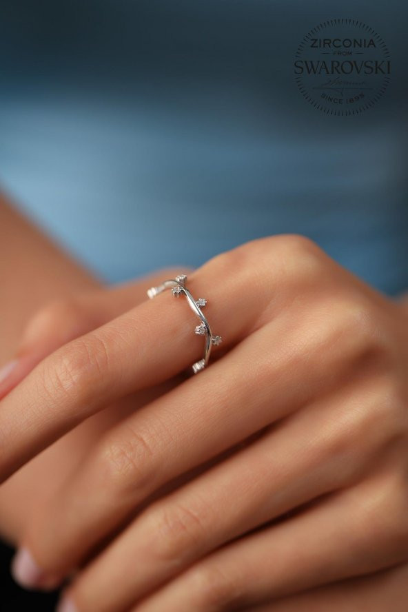 Swarovski Taşlı Sarmaşık Model Gümüş Zirconia Yüzük
