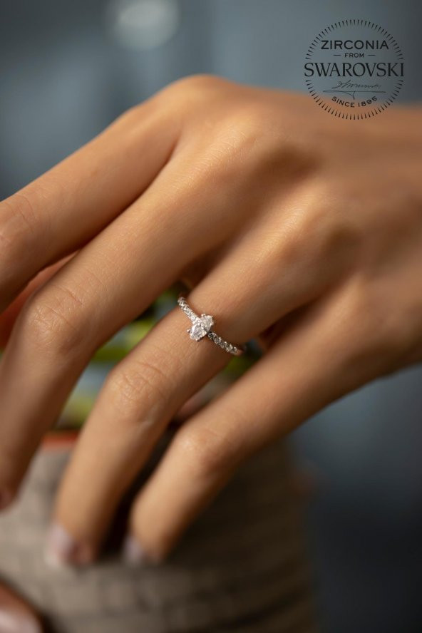 Swarovski Taşlı Mekik Model Gümüş Zirconia Yüzük - 2