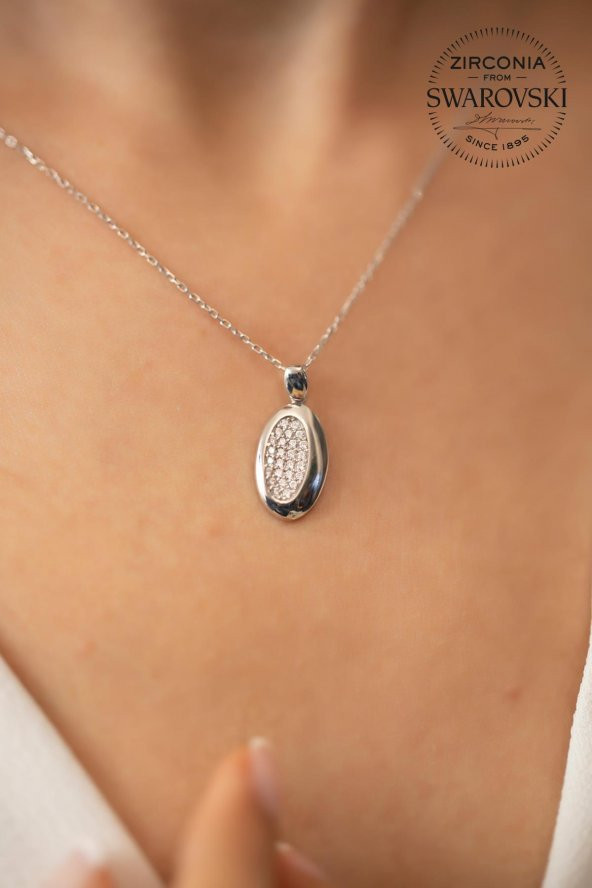 Swarovski Taşlı Oval Model Gümüş Zirconia Kolye