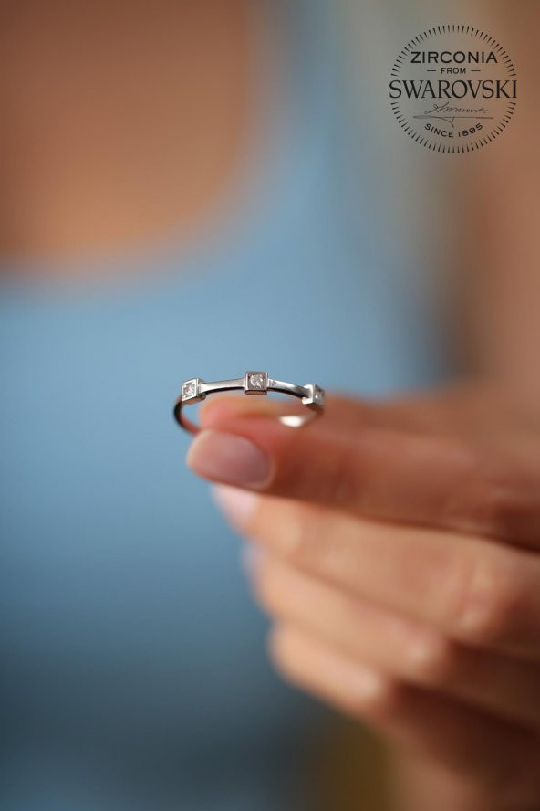 Swarovski Taşlı Üçlü Model Gümüş Zirconia Yüzük - 3