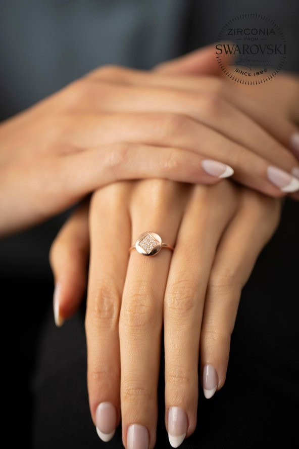 Swarovski Taşlı Daire ve Kare Model Rose Kaplama Gümüş  Zirconia Yüzük - 3