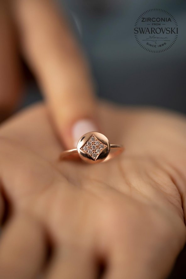 Swarovski Taşlı Daire ve Kare Model Rose Kaplama Gümüş  Zirconia Yüzük - 4