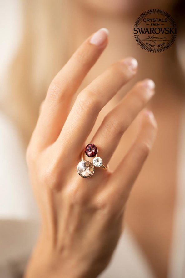 Swarovski Taşlı Üç Taş Model Rose Kaplama Gümüş Crystal Yüzük