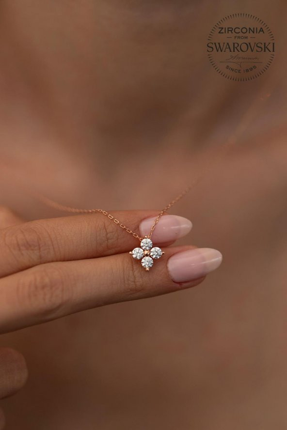 Swarovski Taşlı Dört Taş Model Rose Kaplama Gümüş Zirconia Kolye