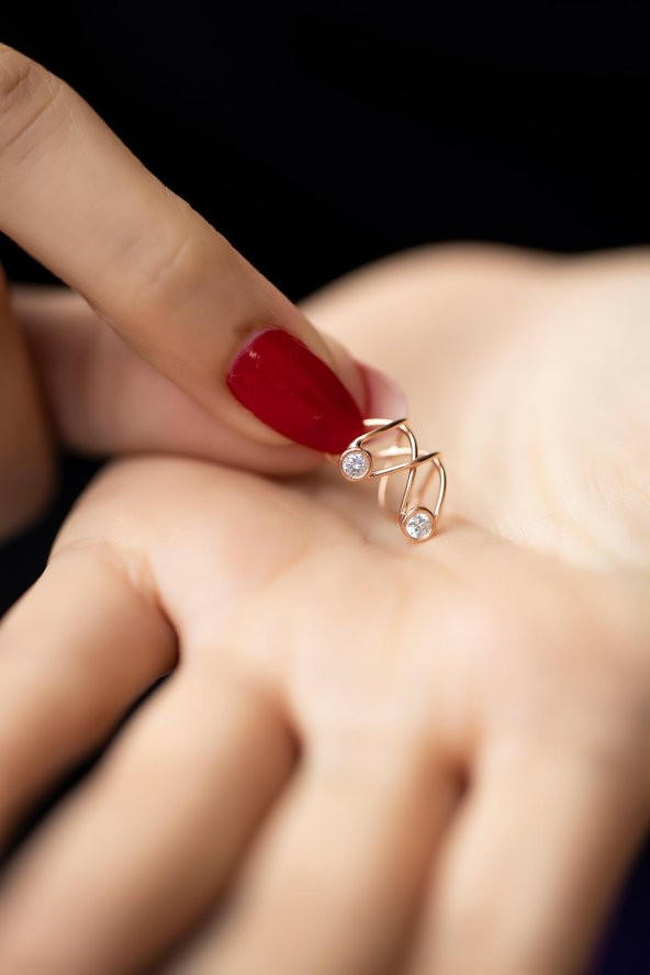 Çapraz Model Zirkon Taşlı Rose Kaplama Gümüş Kıkırdak Küpe - 3