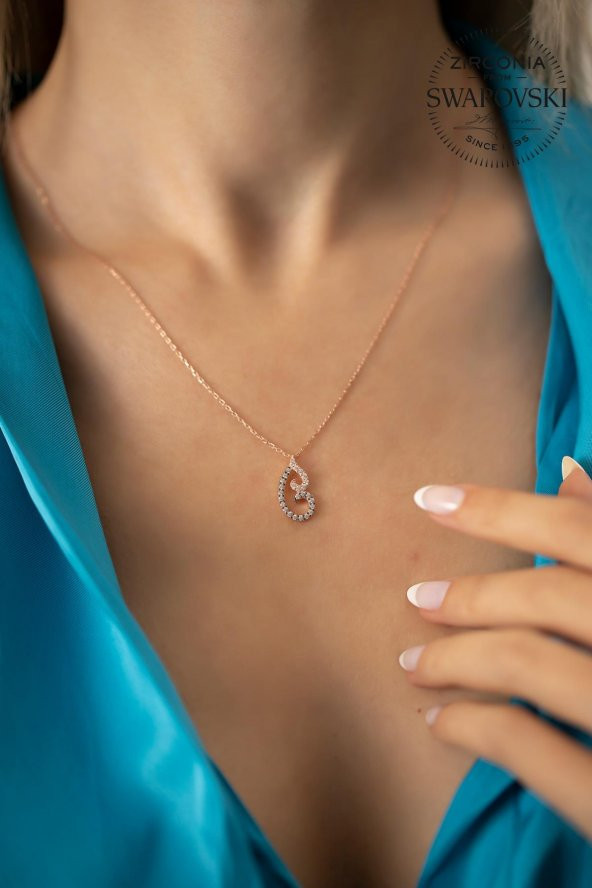Swarovski Taşlı Küp Model Rose Kaplama Gümüş Zirconia Kolye
