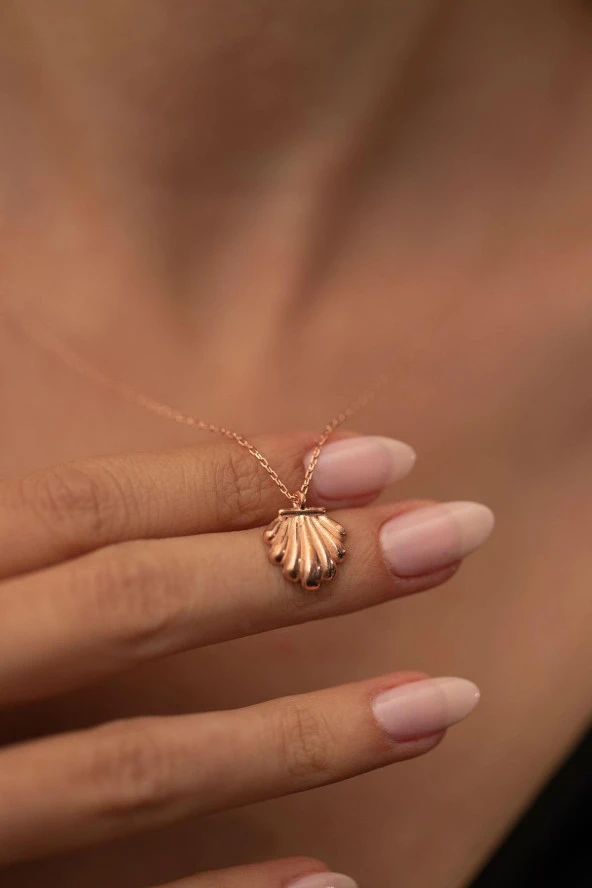 Deniz Kabuğu Model Rose 925 Ayar Gümüş Kaplama İtalyan Kolye