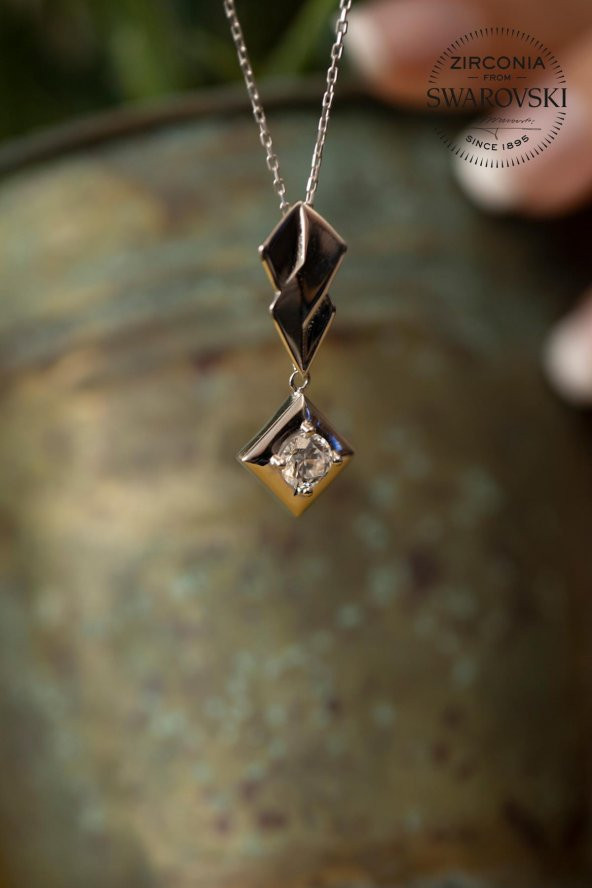 Swarovski Taşlı Şimşek Model Gümüş Zirconia Kolye - 3