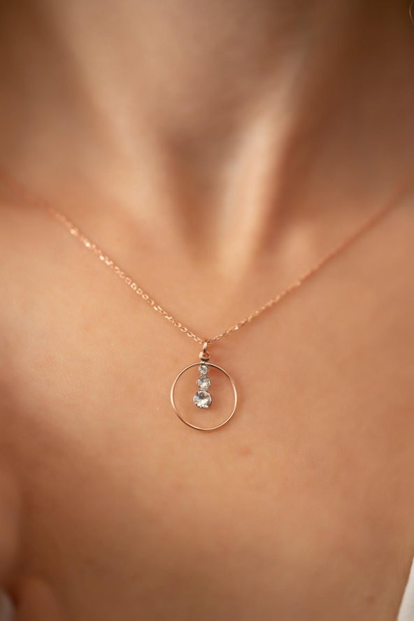 Swarovski Taşlı Üçtaşlı Halka Model Rose Kaplama Gümüş Crystal Kolye