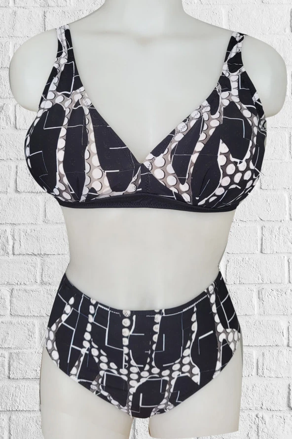 Kom Miyana Bikini - 2
